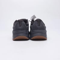 اديداس-Adidas Yeezy 700