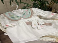 فستان مع لياقه اسم وقبه اضافيه