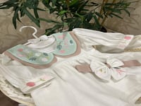 فستان مع لياقه اسم وقبه اضافيه