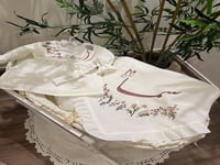 مفرش+لبس مطرز بالاسم