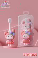 فرشاة أسنان للأطفال تتميز بمقبض مصمم على شكل شخصية...