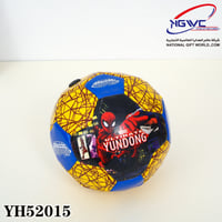 كرة قدم مبهجة للأطفال تتميز بتصميم سبايدر مان انطل...