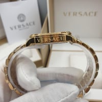 ساعة فيرزاتشي النسائية