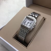 ساعة كارتير بانثر النسائية المقاس الوسط.