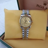 ساعة رولكس النسائية