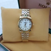 ساعة رولكس النسائية