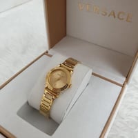 ساعة فرزاتشي النسائية