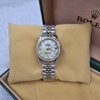 ساعة رولكس النسائية