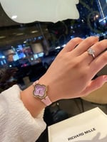 ساعة فان كليف النسائية