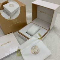 ساعة فرزاتشي النسائية