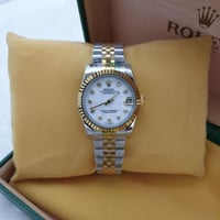 ساعة رولكس النسائية
