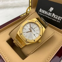 ساعة اوديمار بيغيه