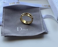 خاتم ديور ذهبي شامل الملحقات