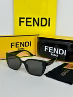 نظارة فندي لون أسود مع الملحقات طبق الاصل