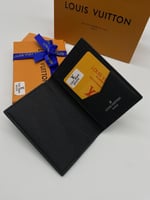 بوك لويس فيتون شامل الملحقات