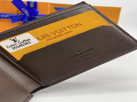 بوك لويس فيتون شامل الملحقات