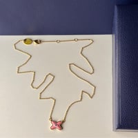 طقم شوميه وردي شامل الملحقات الاصليه