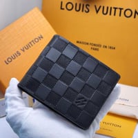 بوك لويس فيتون اسود شامل الملحقات