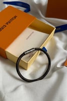 اسوره رجاليه جلد بني و فضي