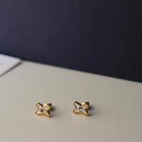 طقم شوميه ابيض شامل الملحقات الاصليه