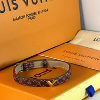 سوارة لويس فيتون جلد