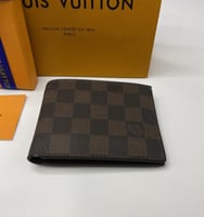 بوك لويس فيتون شامل الملحقات