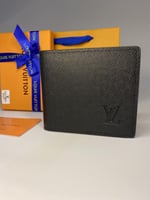 بوك لويس فيتون شامل الملحقات