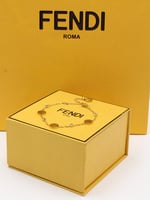 سوارة فندي ذهبي شامل الملحقات