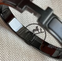 سوارة هرمز اسود