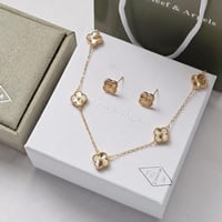 طقم فان كليف