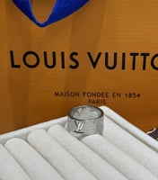 خاتم رجالي لويس فيتون فضي