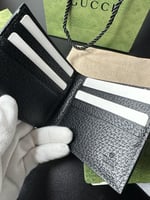 محفظة قوتشي GUCCI أسود مع بكج الماركة