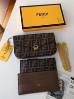 شنطة فندي طبق الاصل