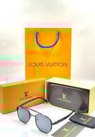 نظارة Lv لون أسود مع الملحقات طبق الاصل