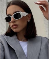 نظارة شمسية من ماركة برادا PRADA مع بكج الماركة