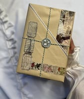 تغليف خاص للكتب