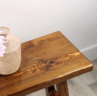 تسريحة خشب كلاسيك مع المراية