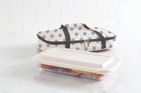 صينية بايركس زجاجية بغطاء محكم وشنطة عملية