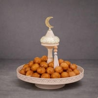 ستاند تقديم فاخر بلمسة هادئة وتفاصيل مميزة، يضفي ج...