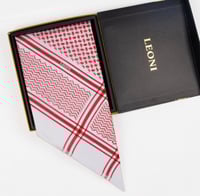 شماغ ليوني الانجليزي لون فاتح