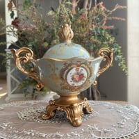 حافظة دائريه رويال متعددة الاستخدام بالغطاء لون اخ...