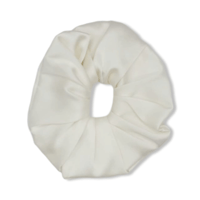 ربطة حرير عريضة