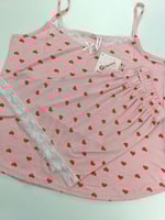 بجامه نسائي قصيرة وردي بطبعة قلوب