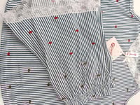 بجامه نسائي قصيرة مقلمة بطبعة قلوب