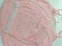 بجامه نسائي قصيرة وردي بطبعة ورود