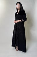 عباية بليزر كريب مع تدخيلة ورود مخمل