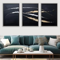 لوحات جدارية ثلاثية باللون الاسود.