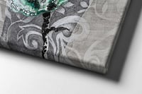 لوحة زهرة الميلان