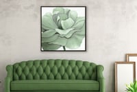 لوحة صمت الورد-لوحات جدارية ورد.