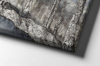 لوحة رقم B30 .